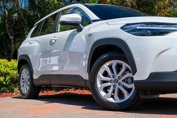 2024 Toyota Corolla Cross GXL MXGH10R