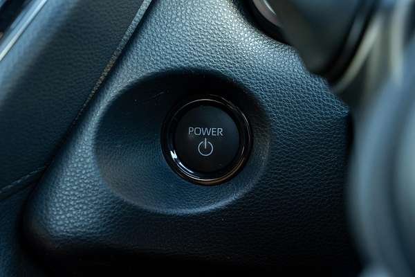 2024 Toyota Corolla Cross GXL MXGH10R