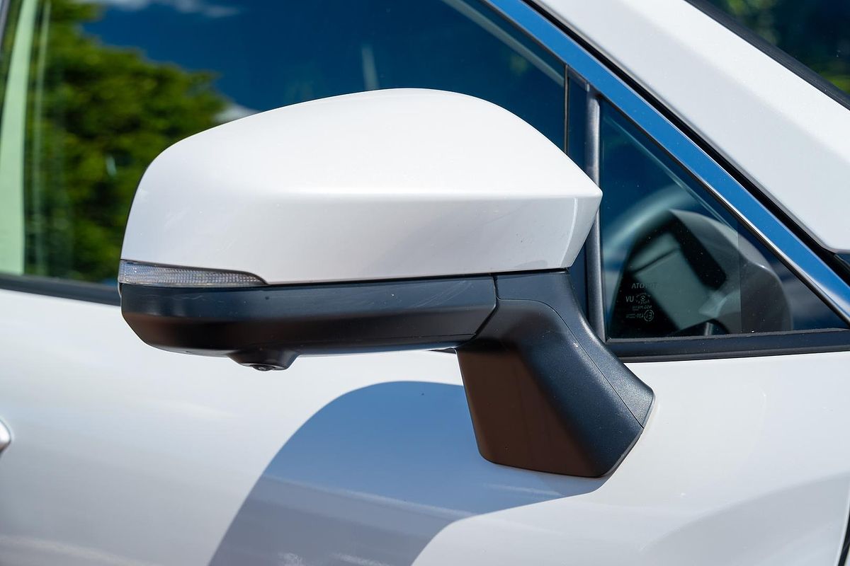 2024 Toyota Corolla Cross GXL MXGH10R