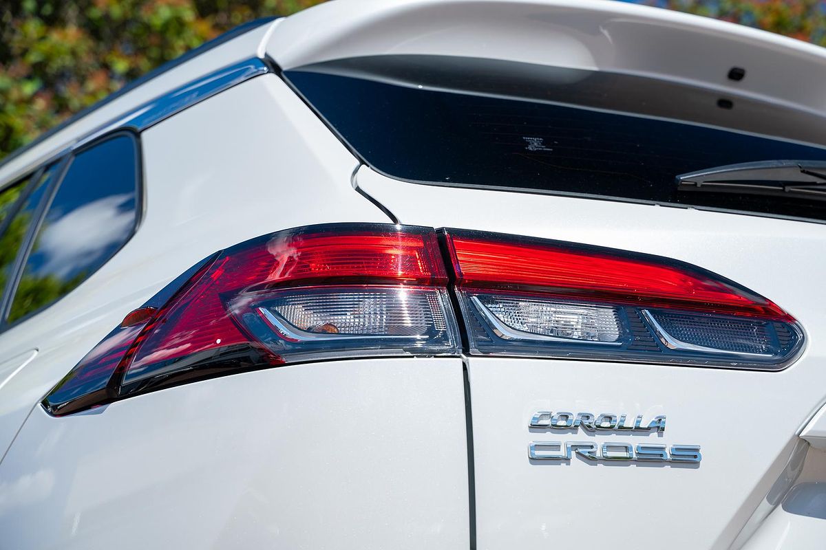 2024 Toyota Corolla Cross GXL MXGH10R