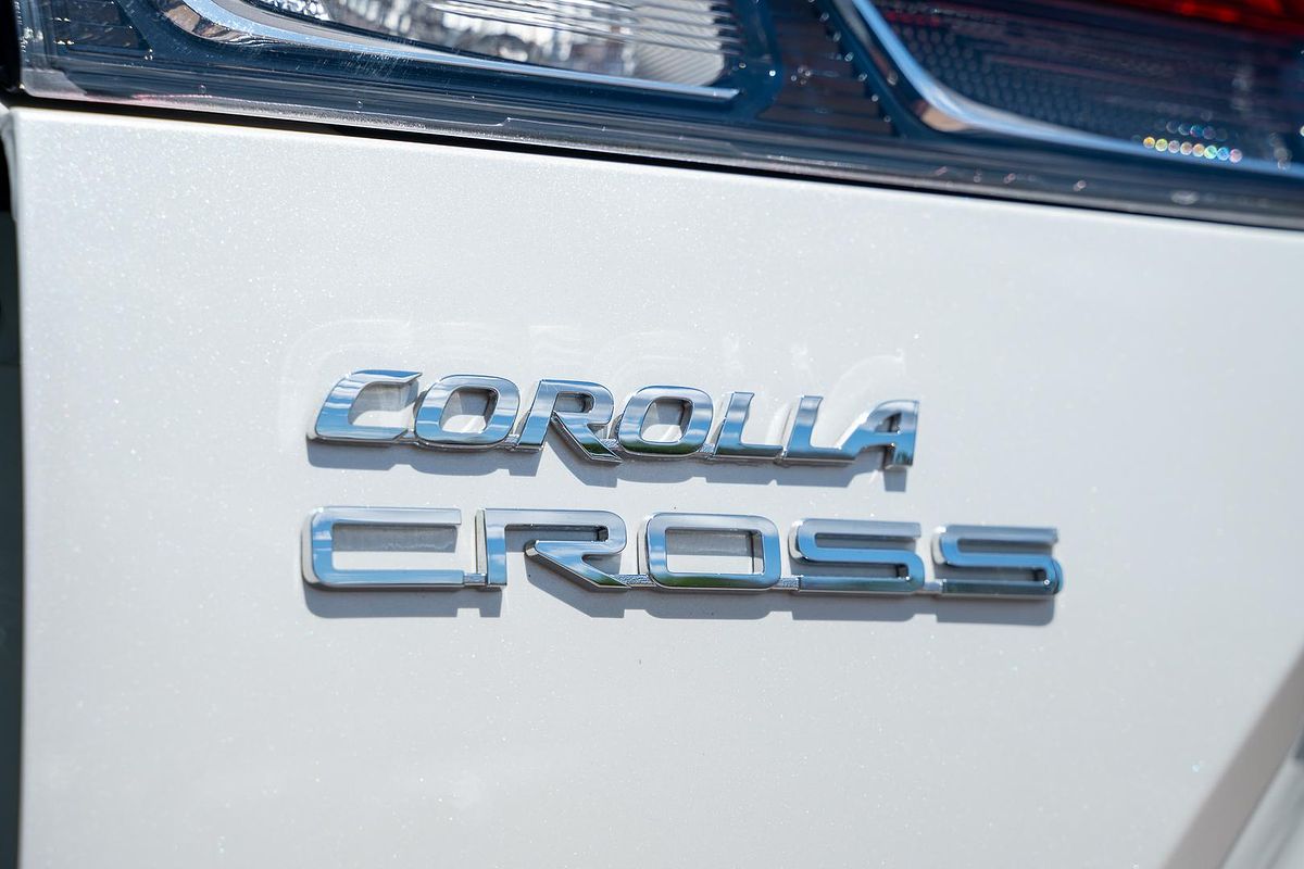 2024 Toyota Corolla Cross GXL MXGH10R