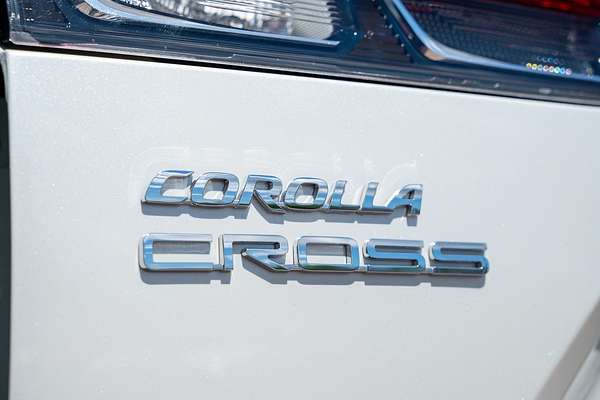 2024 Toyota Corolla Cross GXL MXGH10R