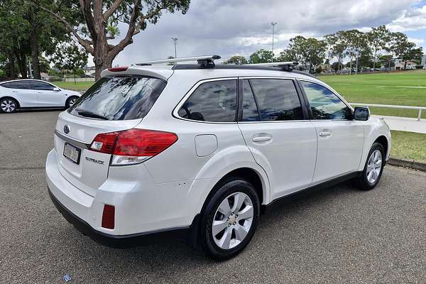 2010 Subaru Outback 2.5i 4GEN
