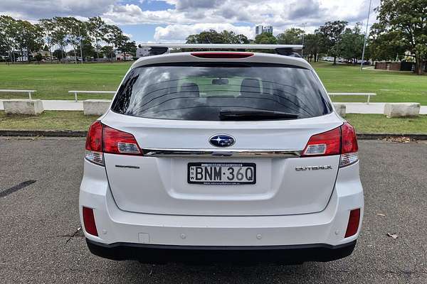 2010 Subaru Outback 2.5i 4GEN