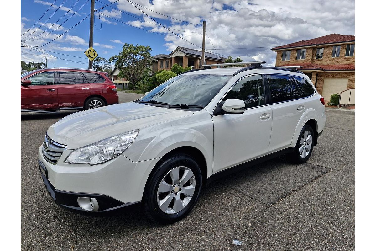 2010 Subaru Outback 2.5i 4GEN