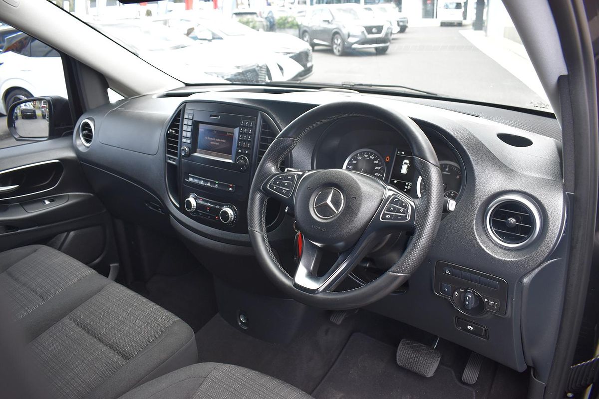 2019 Mercedes-Benz Valente 116CDI 447