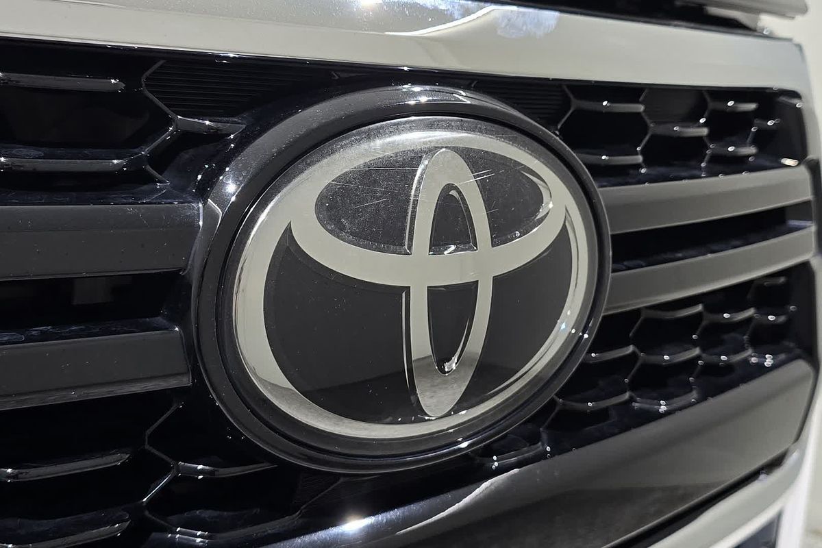 2019 Toyota Hilux SR GUN126R 4X4