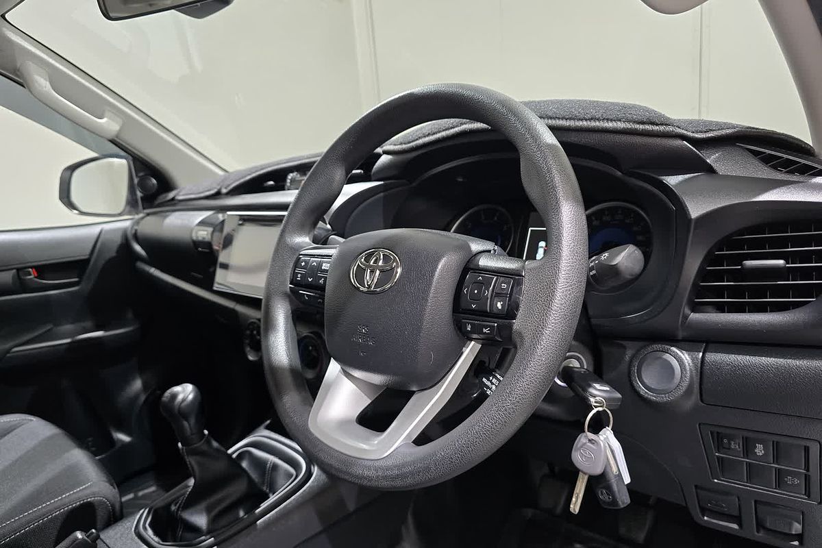 2019 Toyota Hilux SR GUN126R 4X4