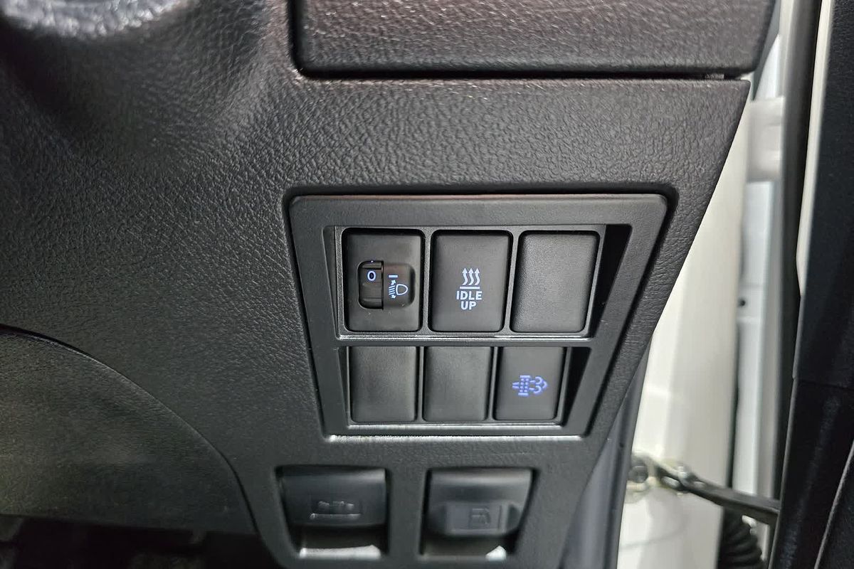 2019 Toyota Hilux SR GUN126R 4X4