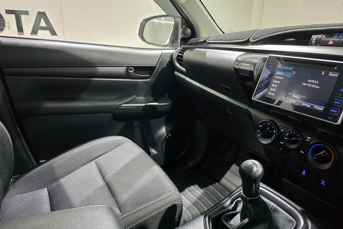 2019 Toyota Hilux SR GUN126R 4X4