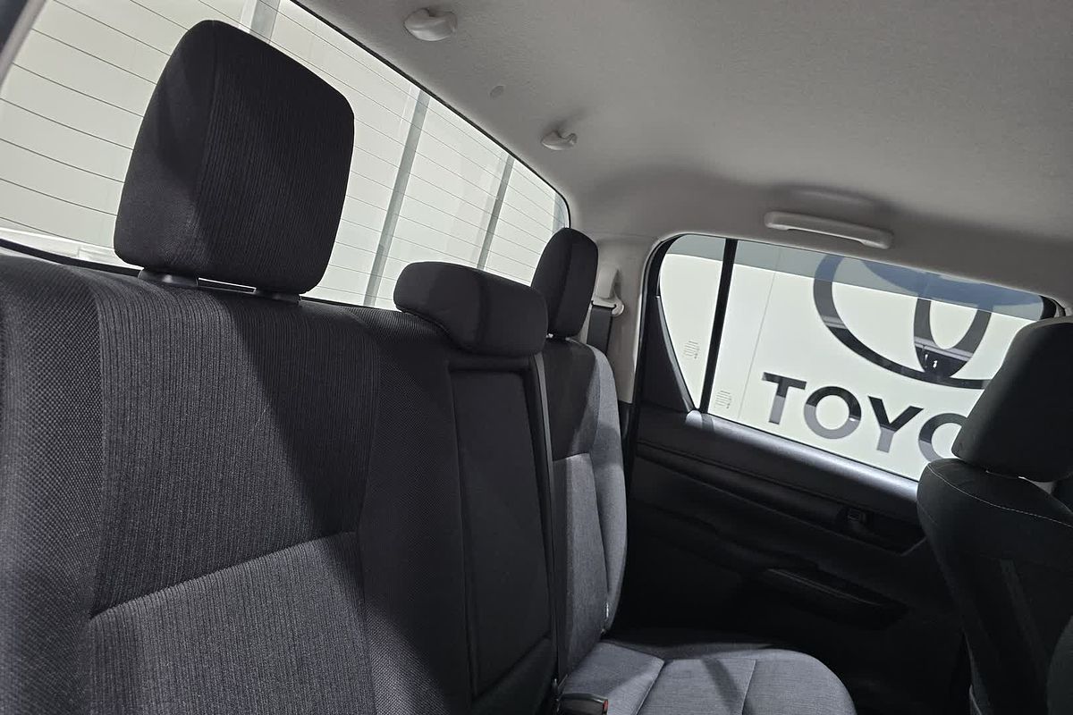 2019 Toyota Hilux SR GUN126R 4X4