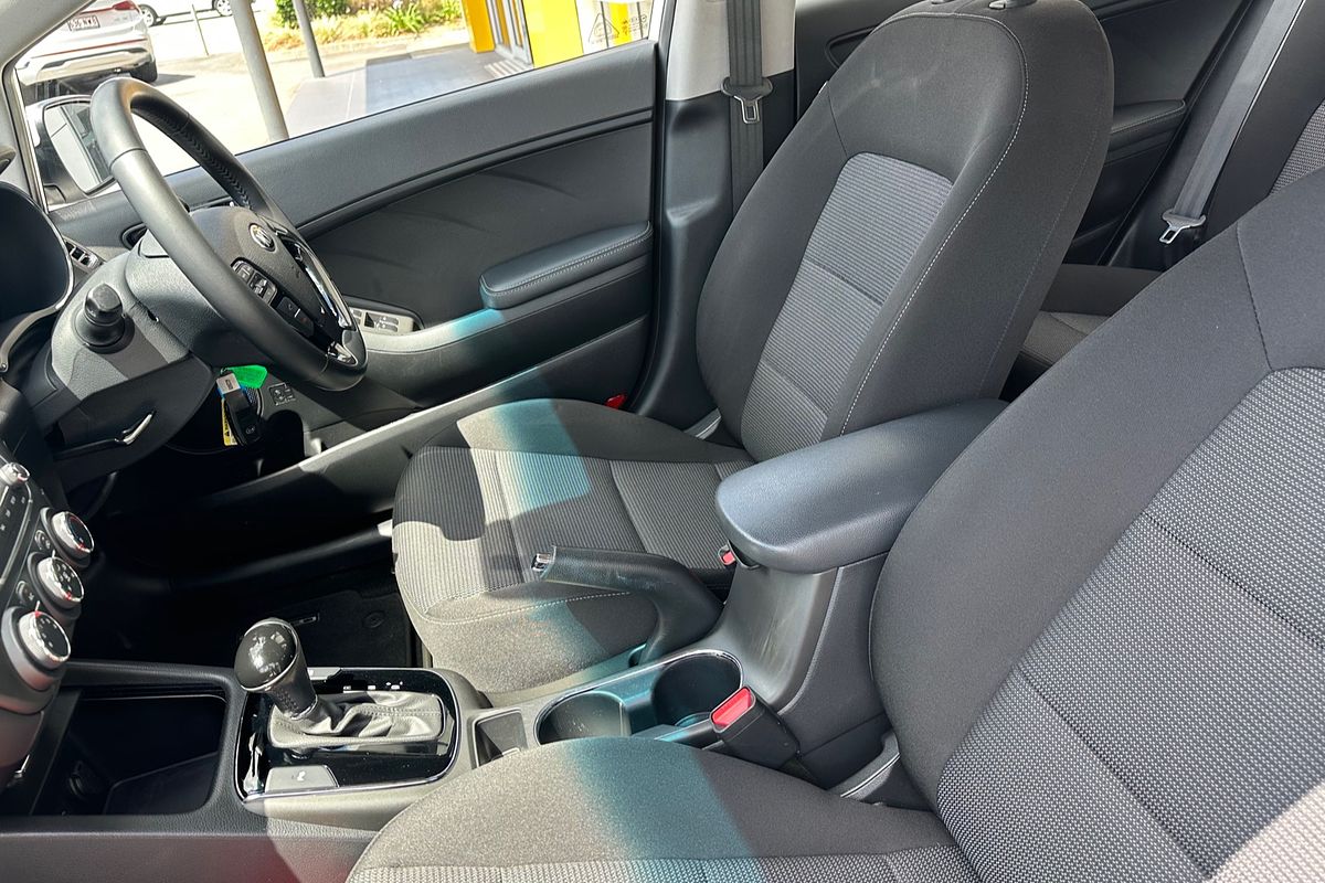 2017 Kia Cerato Sport+ YD