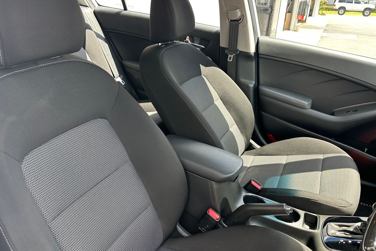 2017 Kia Cerato Sport+ YD