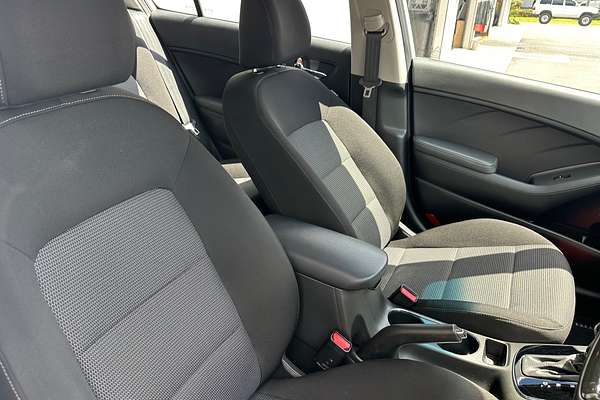 2017 Kia Cerato Sport+ YD