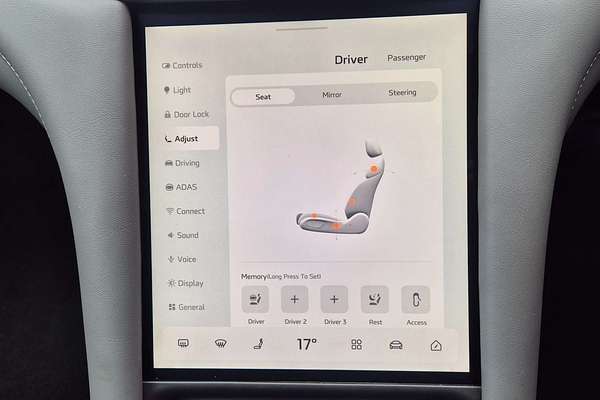 2025 MG IM5 Performance P12L