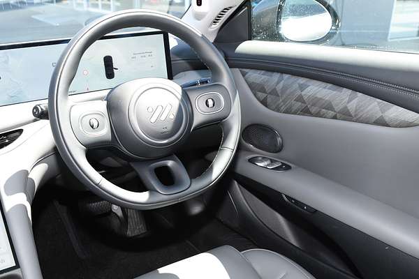 2025 MG IM5 Performance P12L