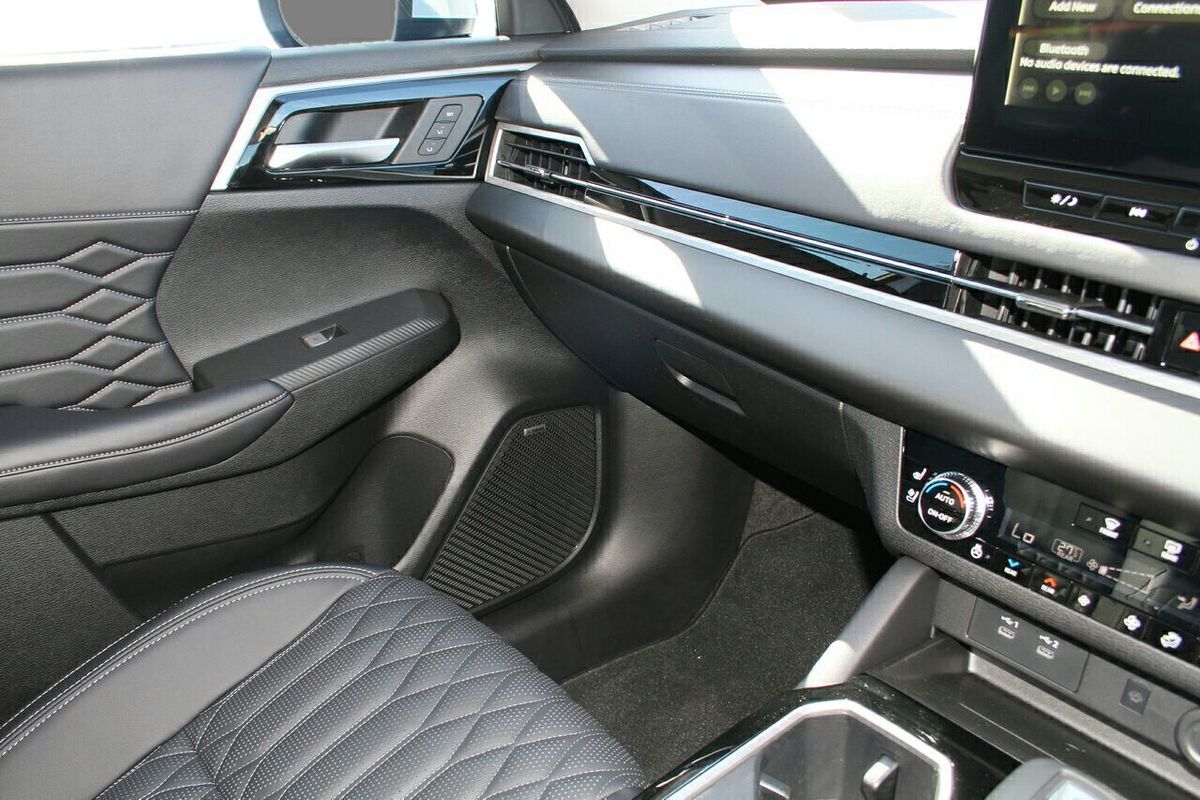 2025 Mitsubishi Outlander Exceed ZM