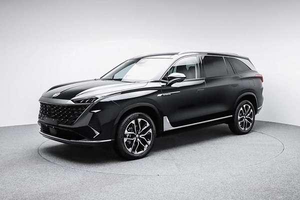 2025 MG QS Excite IS31