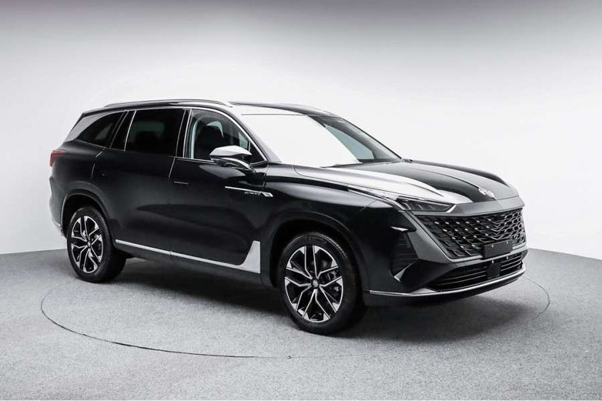 2025 MG QS Excite IS31