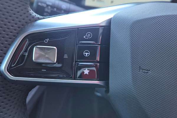 2025 MG QS Excite IS31