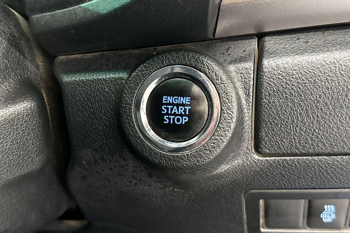 2017 Toyota Hilux SR5 GUN126R 4X4