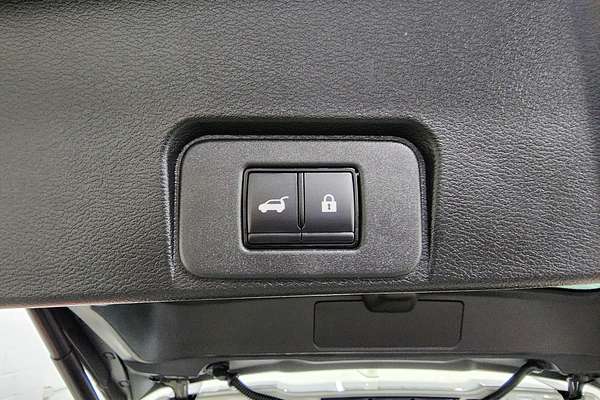 2025 Nissan X-TRAIL Ti T33