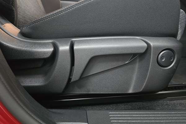 2025 Nissan X-TRAIL ST T33