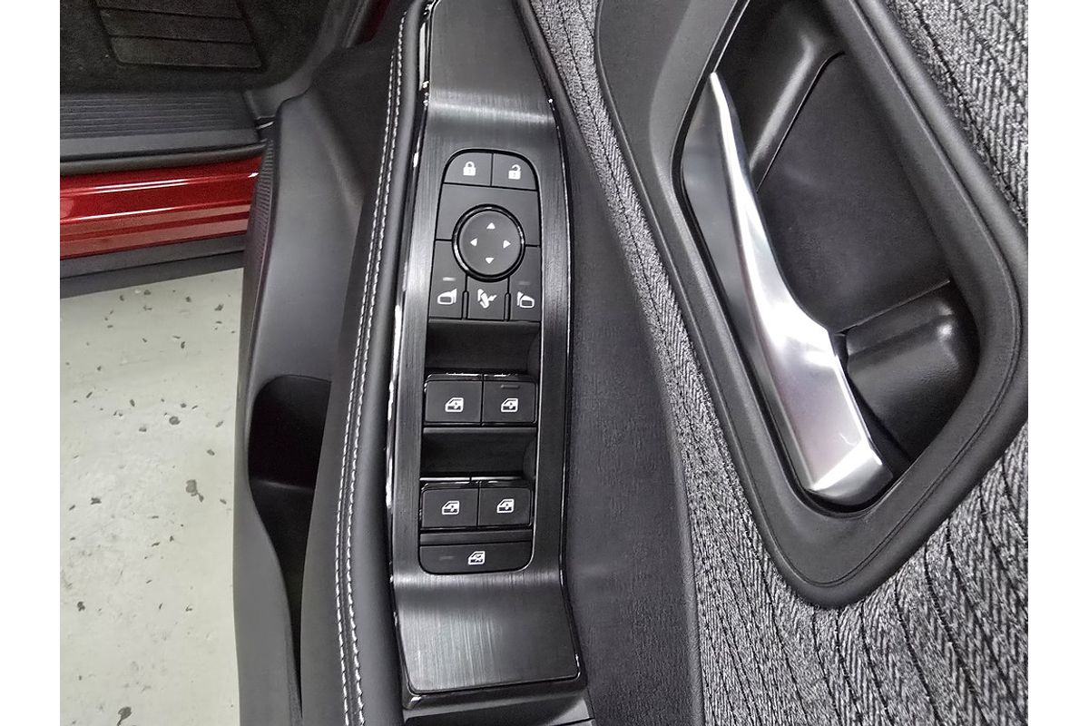 2025 Nissan X-TRAIL ST T33