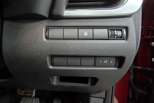 2025 Nissan X-TRAIL ST T33