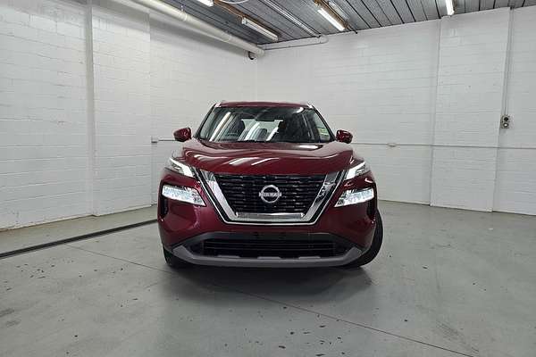 2025 Nissan X-TRAIL ST T33