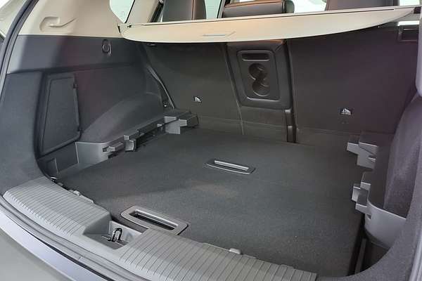 2025 Nissan X-TRAIL ST-L T33