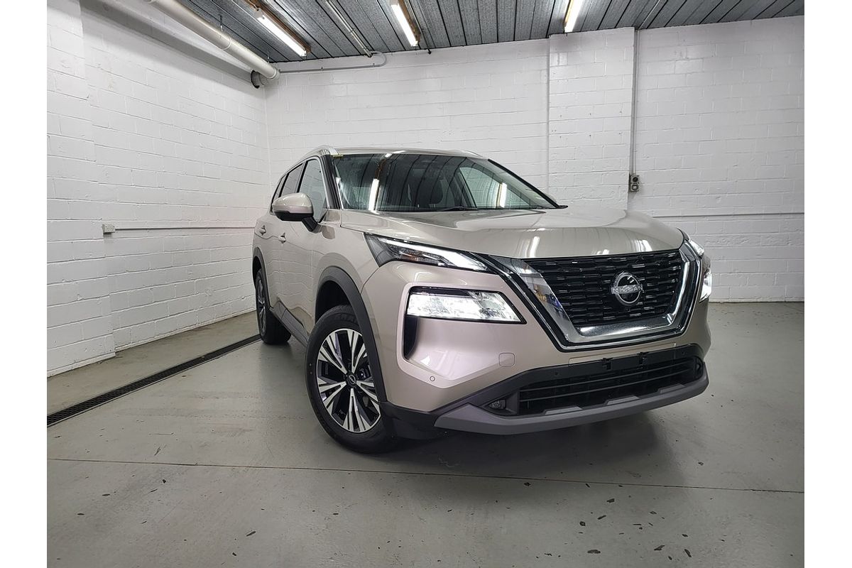 2025 Nissan X-TRAIL ST-L T33