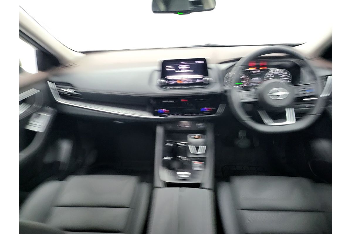 2025 Nissan X-TRAIL ST-L T33