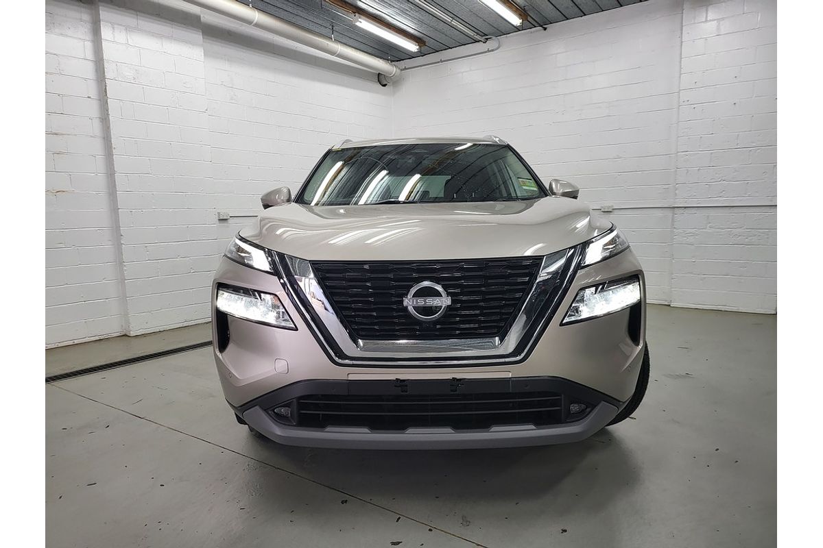 2025 Nissan X-TRAIL ST-L T33