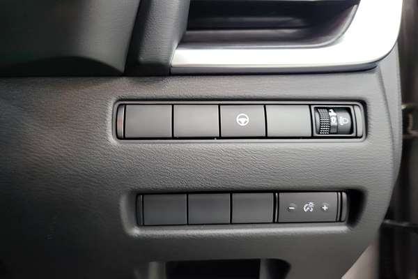 2025 Nissan X-TRAIL ST-L T33