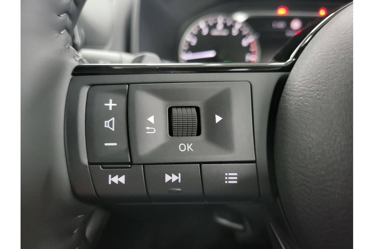 2025 Nissan X-TRAIL ST-L T33