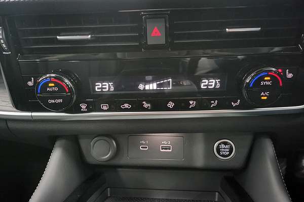 2025 Nissan X-TRAIL ST-L T33