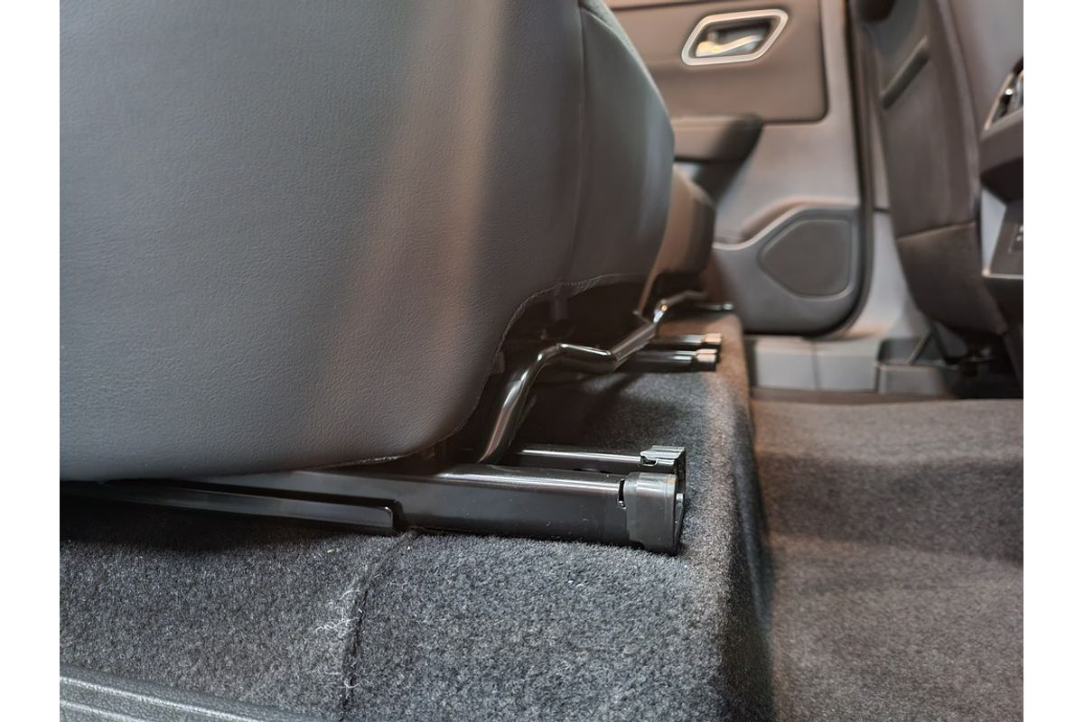 2025 Nissan X-TRAIL ST-L T33