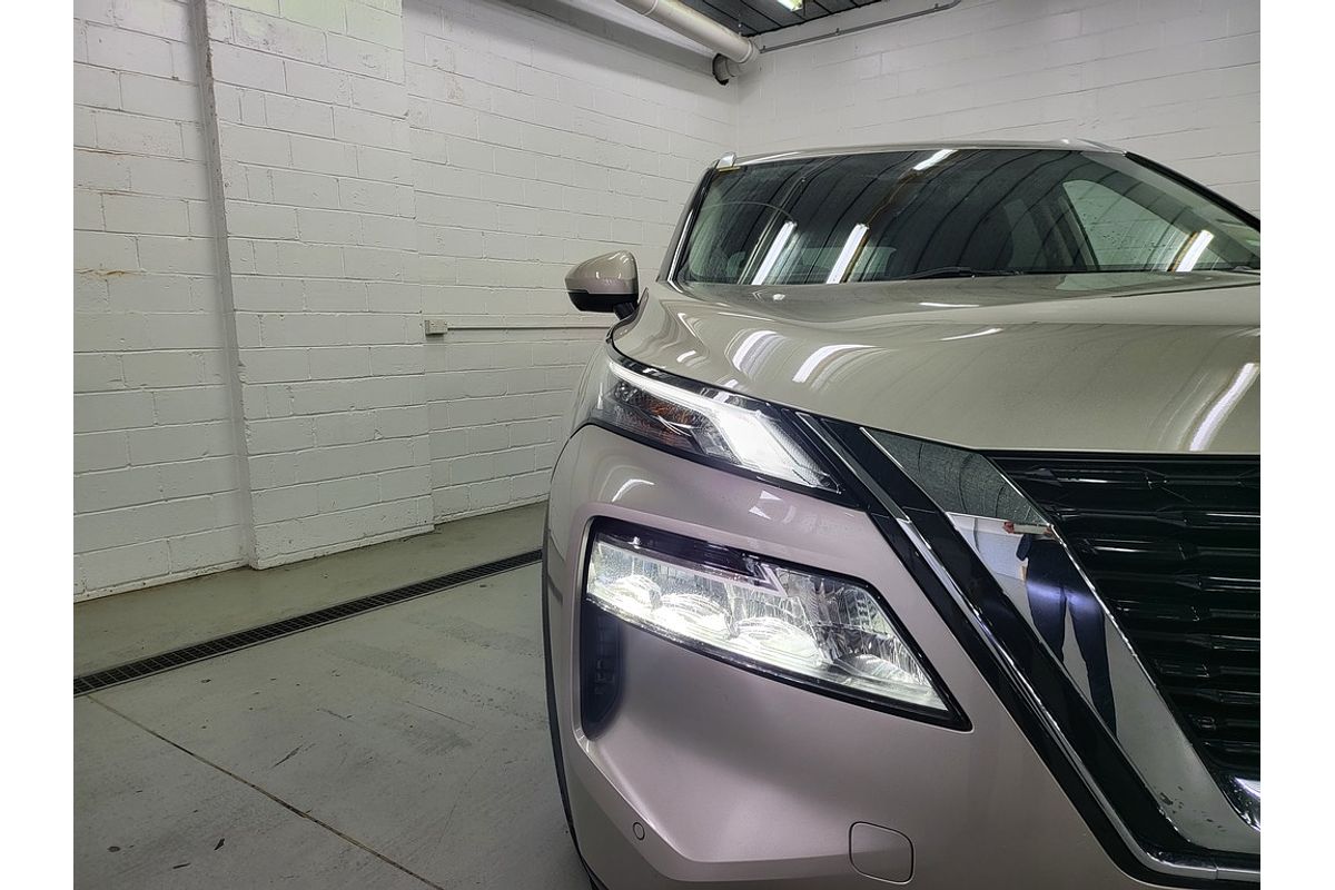 2025 Nissan X-TRAIL ST-L T33