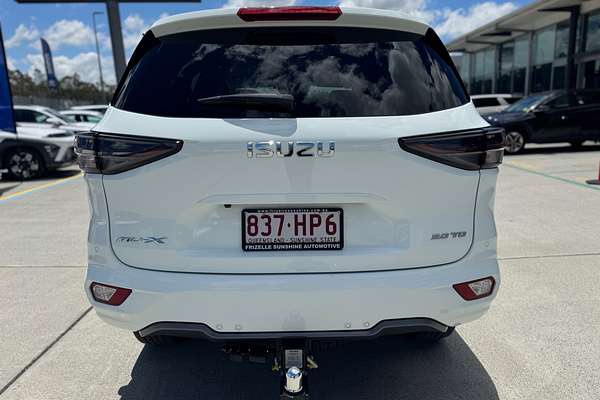 2023 Isuzu MU-X LS-T