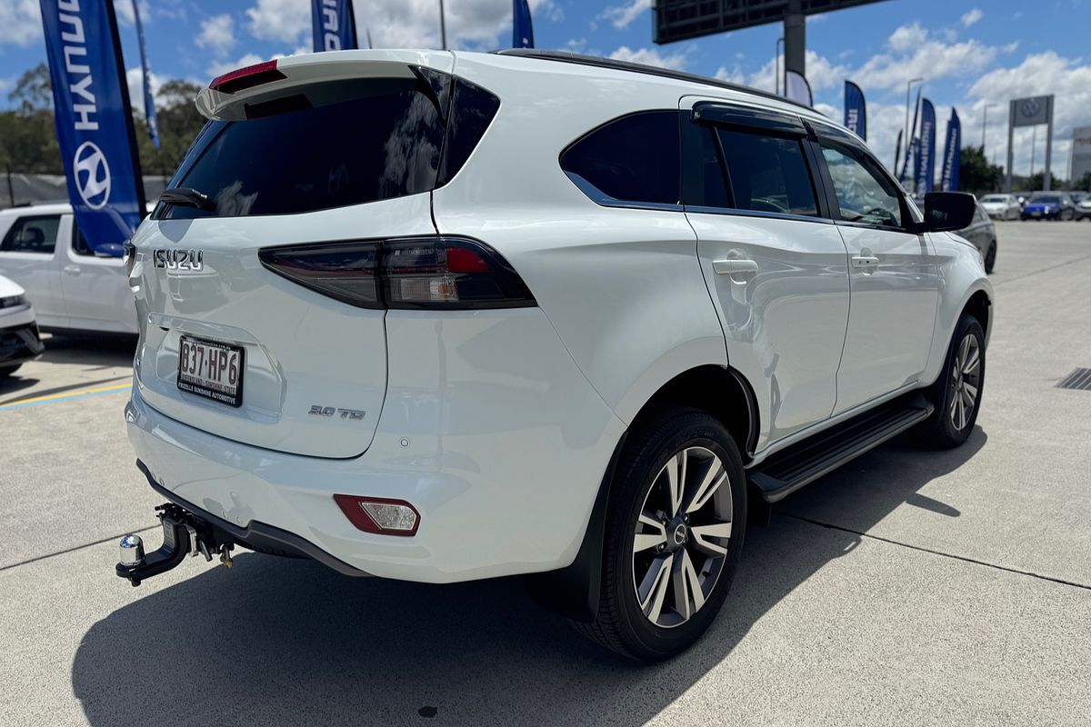 2023 Isuzu MU-X LS-T