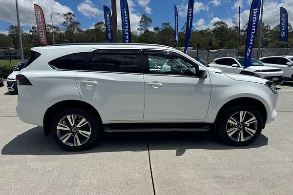 2023 Isuzu MU-X LS-T