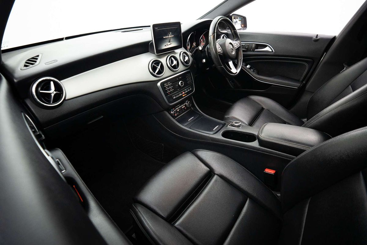 2016 Mercedes-Benz CLA-Class CLA200 X117