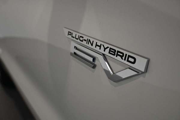 2024 Mitsubishi Outlander PHEV ES ZM