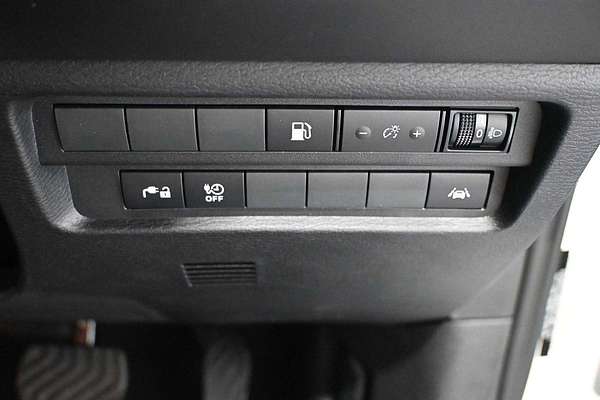 2024 Mitsubishi Outlander PHEV ES ZM