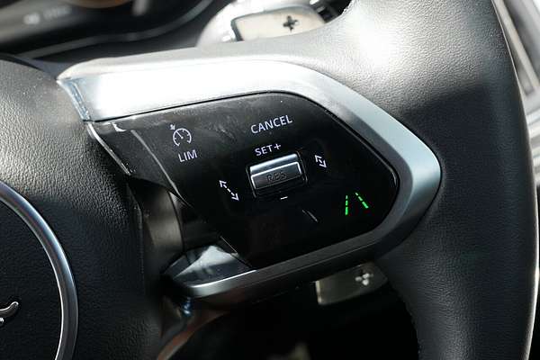 2024 Jaguar E-PACE P250 R-Dynamic SE X540