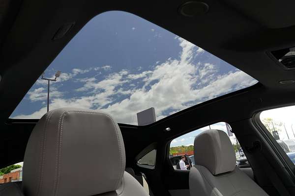 2024 Jaguar E-PACE P250 R-Dynamic SE X540