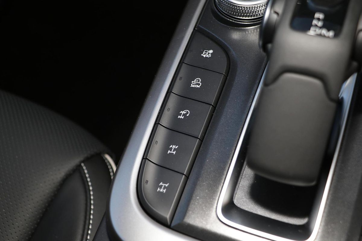 2025 GWM Tank 300 Ultra P01