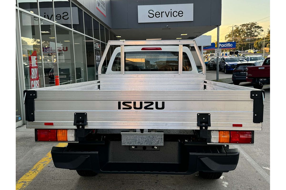 2025 Isuzu D-MAX SX High Ride Rear Wheel Drive