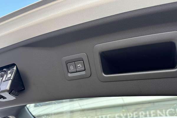 2025 Mazda CX-90 G50e GT KK